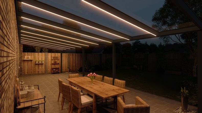 VerandaGlow Nero (RAL 9005) - 11,06 x 3,5 metri