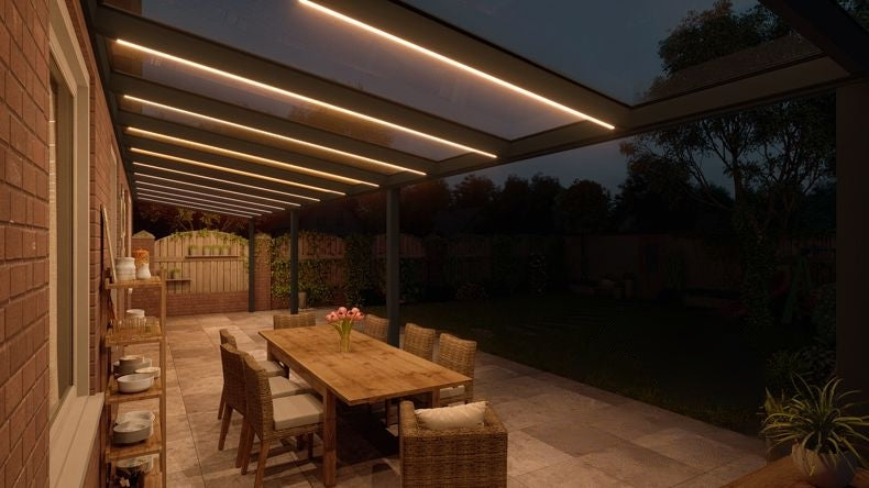 VerandaGlow Nero (RAL 9005) - 12,06 x 2,5 metri