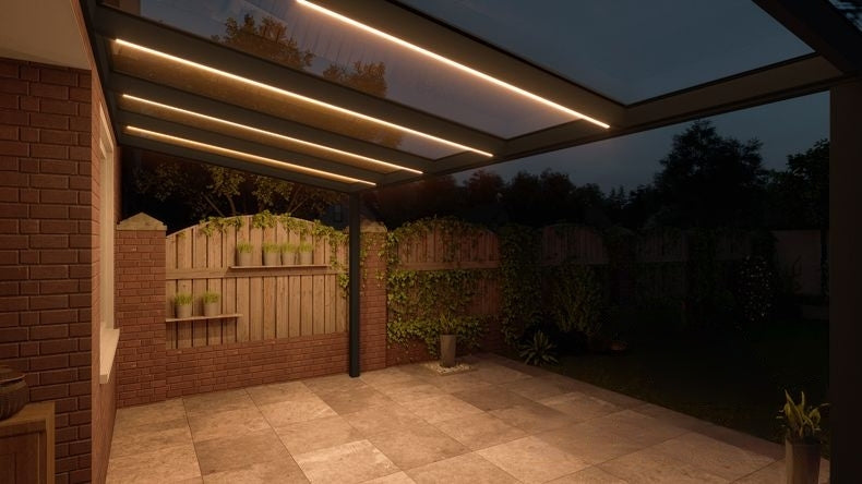 VerandaGlow Nero (RAL 9005) - 5,06 x 2,5 metri