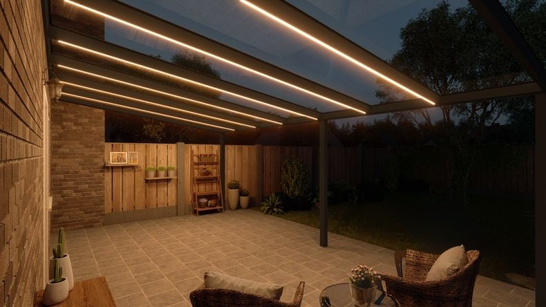 VerandaGlow Nero (RAL 9005) - 7,06 x 4,0 metri