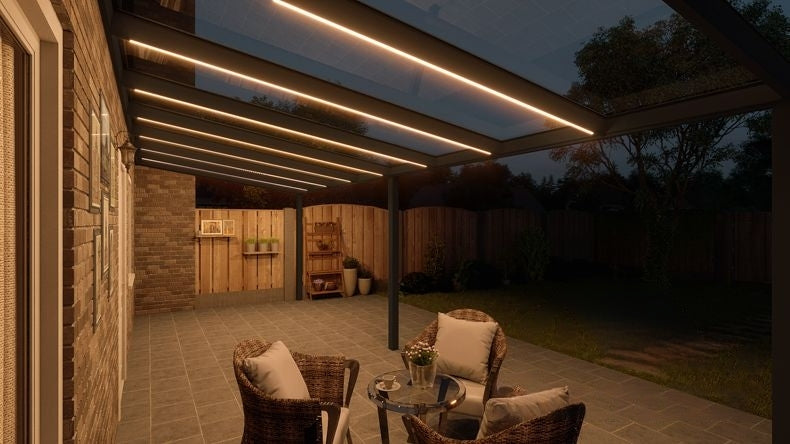 VerandaGlow Nero (RAL 9005) - 8,06 x 3,0 metri