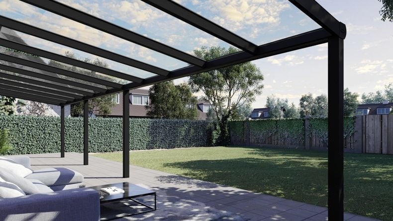 Vista Inferiore di una Veranda moderna nero 9005, dimensioni 11,06 x 3,0 metri con tetto in vetro trasparente. Pergola/Gazebo elegante e resistente alle intemperie, ideale per spazi esterni raffinati e confortevoli, offre protezione UV ed è facile da montare.