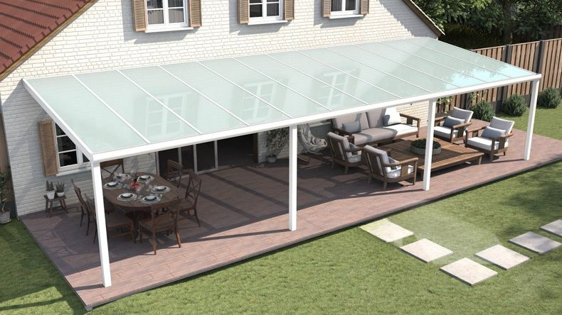 Vista dall'alto di una Veranda moderna bianco 9016, dimensioni 12,06 x 3,5 metri con tetto in vetro opale. Pergola/Gazebo elegante e resistente alle intemperie, ideale per spazi esterni raffinati e confortevoli, offre protezione UV ed è facile da montare.