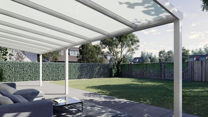 Vista Inferiore di una Veranda moderna bianco 9016, dimensioni 9,06 x 3,0 metri con tetto in vetro opale. Pergola/Gazebo elegante e resistente alle intemperie, ideale per spazi esterni raffinati e confortevoli, offre protezione UV ed è facile da montare.