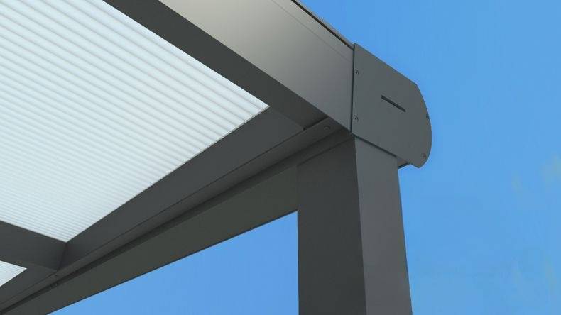 Vista tetto di una Veranda moderna antracite 7016, dimensioni 8,06 x 2,5 metri con tetto in policarbonato opale. Pergola/Gazebo elegante e resistente alle intemperie, ideale per spazi esterni raffinati e confortevoli, offre protezione UV ed è facile da montare.