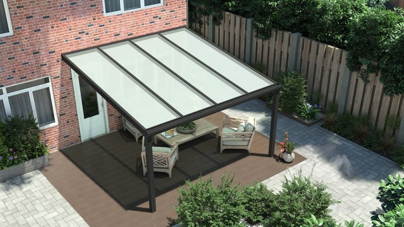 Vista dall'alto di una Veranda moderna nero 9005, dimensioni 4,06 x 3,5 metri con tetto in vetro opale. Pergola/Gazebo elegante e resistente alle intemperie, ideale per spazi esterni raffinati e confortevoli, offre protezione UV ed è facile da montare.