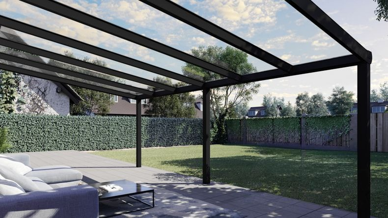 Vista Inferiore di una Veranda moderna nero 9005, dimensioni 6,06 x 3,5 metri con tetto in vetro trasparente. Pergola/Gazebo elegante e resistente alle intemperie, ideale per spazi esterni raffinati e confortevoli, offre protezione UV ed è facile da montare.